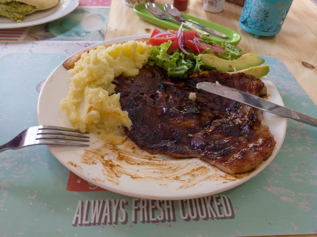 kotleta s barbecue omáčkou